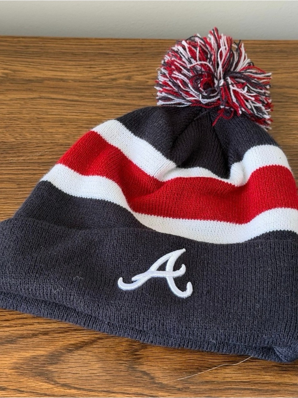 MLB Atlanta Braves Cuffed Pom Knit Beanie Winter Hat Navy Red White